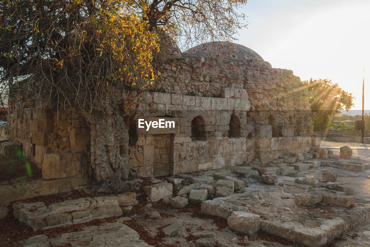 VIEW OF OLD RUIN BUILDING