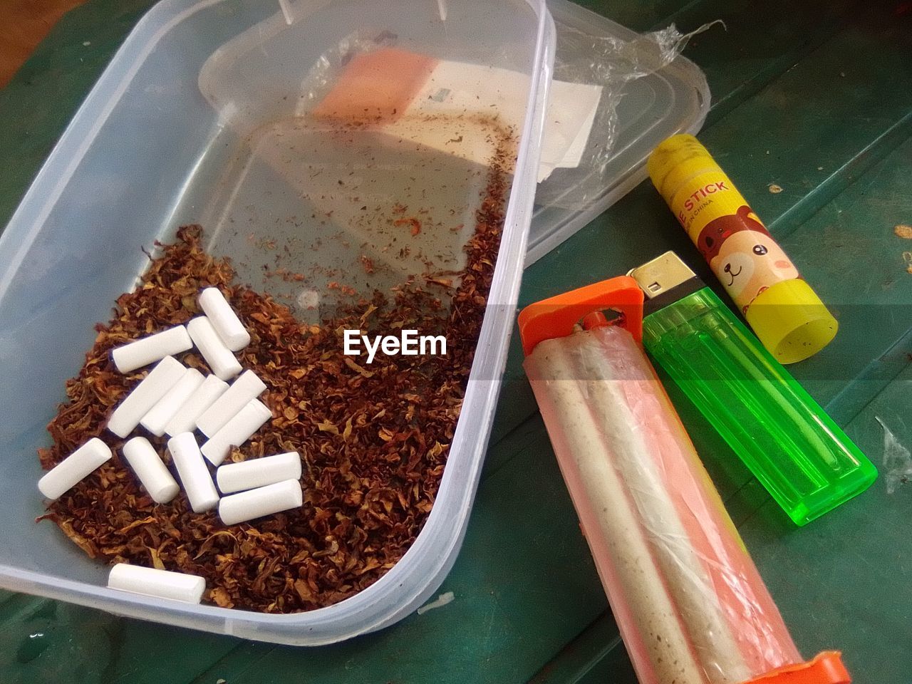 HIGH ANGLE VIEW OF FOOD ON TABLE AT HOME