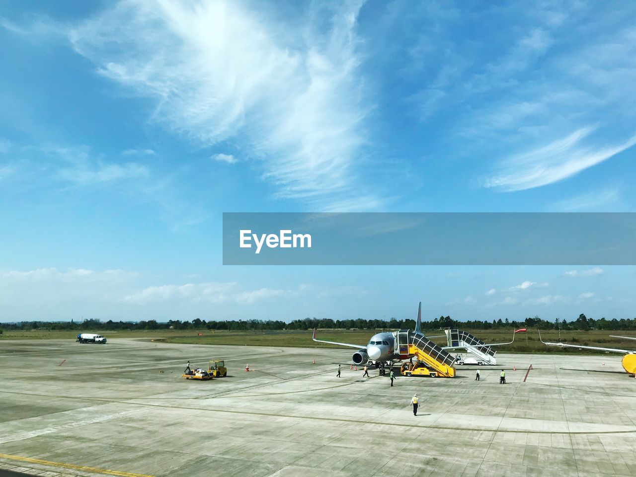 VIEW OF AIRPLANE ON RUNWAY