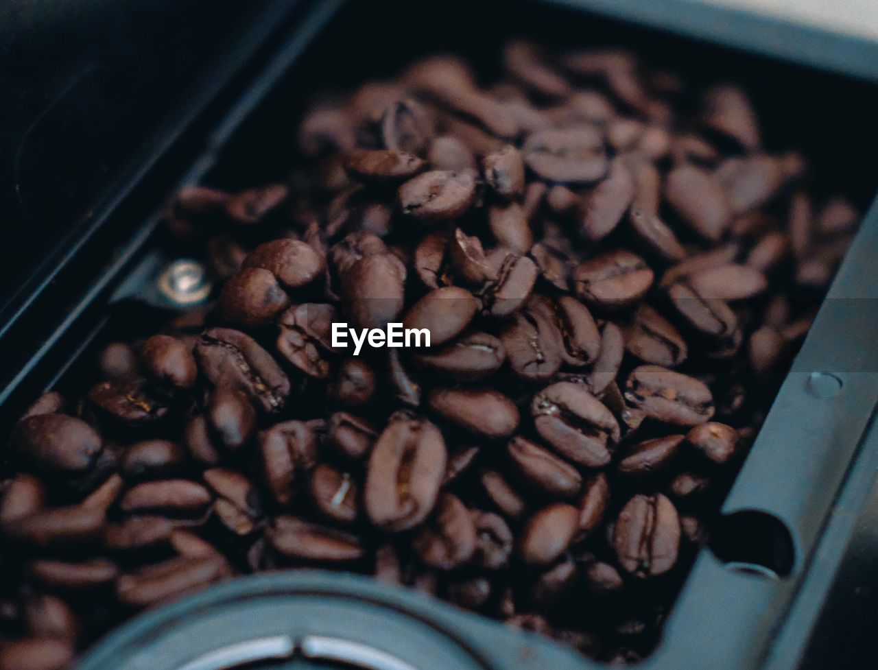 food and drink, food, coffee, roasted coffee bean, freshness, drink, close-up, indoors, no people, chocolate, brown, still life, roasted, selective focus, produce, large group of objects, abundance