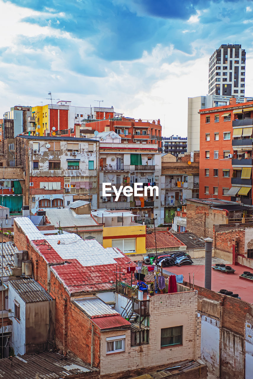 Residential area in barcelona city. restrained urban conditions, architecture in old living quarter