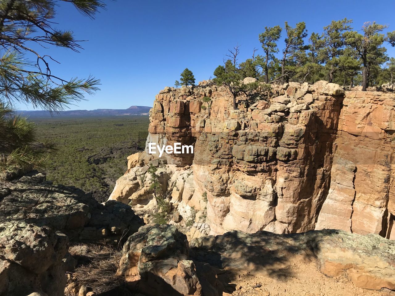 VIEW OF ROCK FORMATION AGAINST SKY