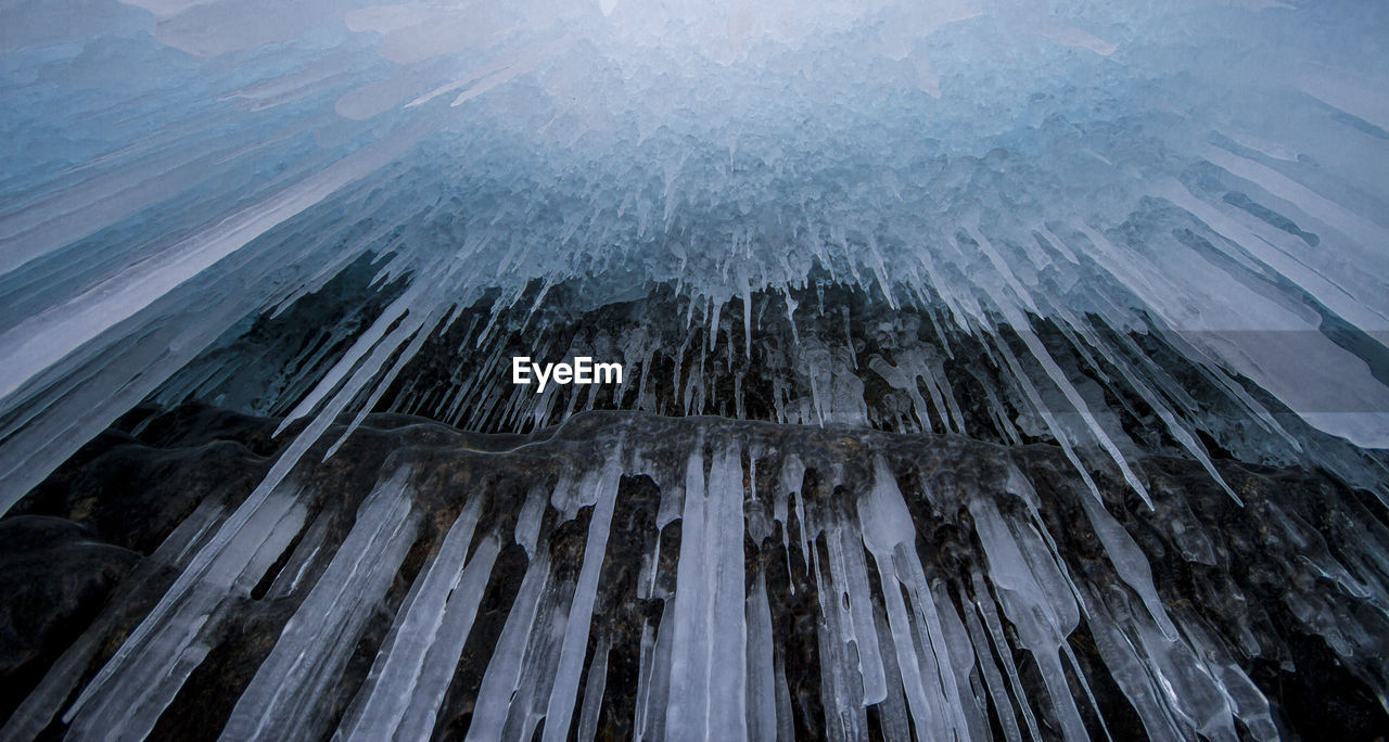 PANORAMIC VIEW OF FROZEN WATER LAND