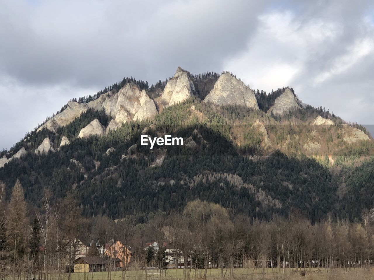 Scenic view of mountains against sky - three crowns in pieniny - poland