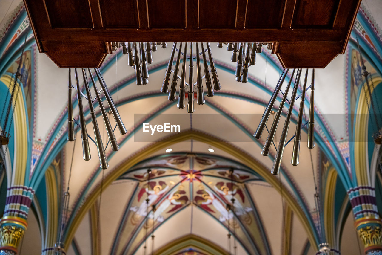 architecture, built structure, place of worship, ceiling, building, indoors, religion, no people, belief, arch, low angle view, spirituality, travel destinations, ornate, pattern, window, catholicism, architectural column, travel