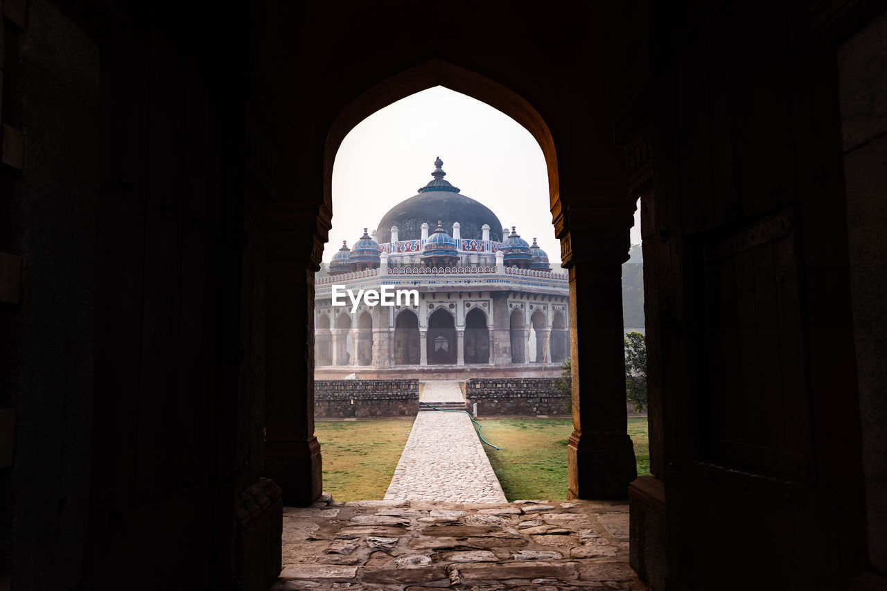 Nila gumbad of humayun tomb exterior view at misty morning from unique perspective