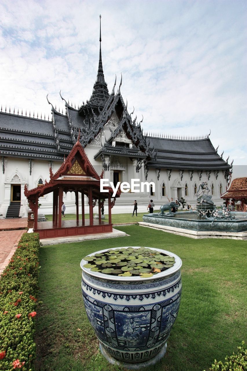 View of sanphet prasat palace against sky