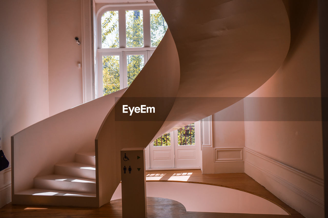 INTERIOR OF HOUSE WITH BUILDING