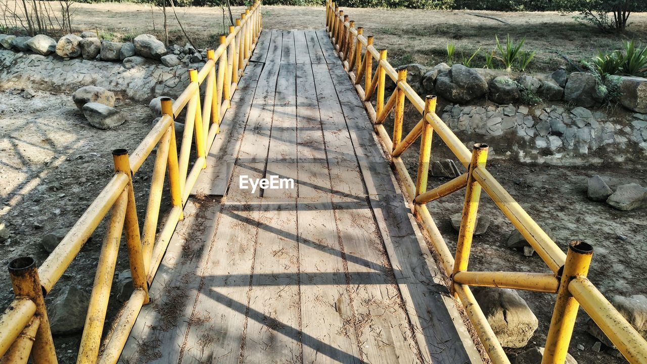 HIGH ANGLE VIEW OF METAL STRUCTURE