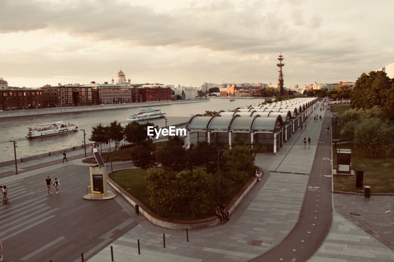 HIGH ANGLE VIEW OF BUILDINGS AT WATERFRONT