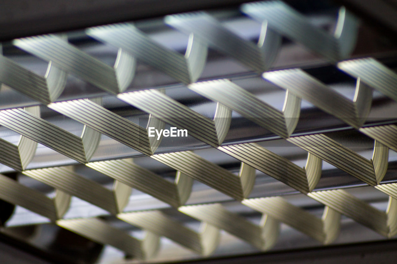 FULL FRAME SHOT OF PATTERNED METAL