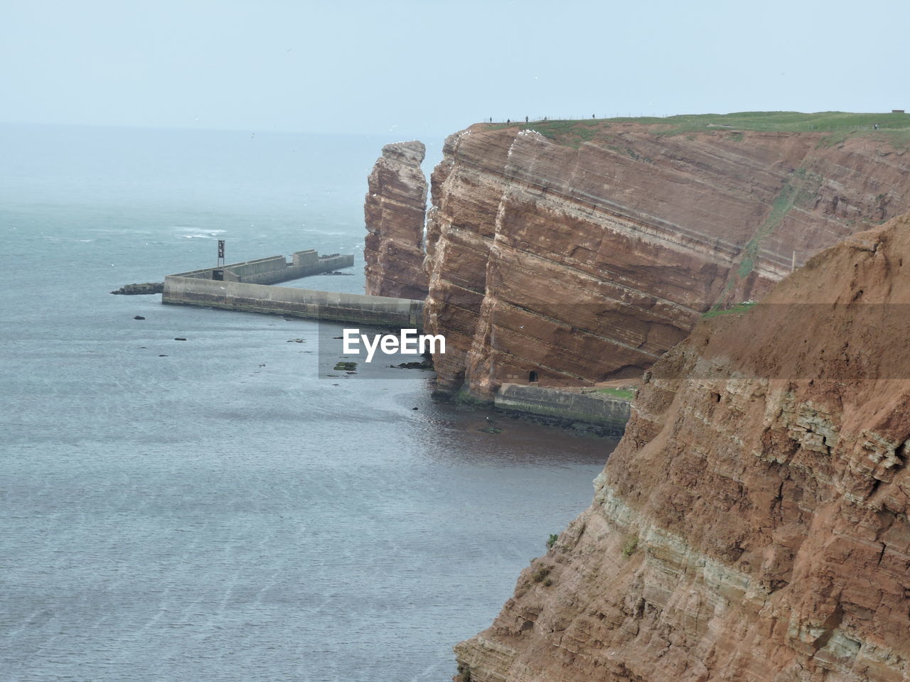 VIEW OF SEA AGAINST SKY