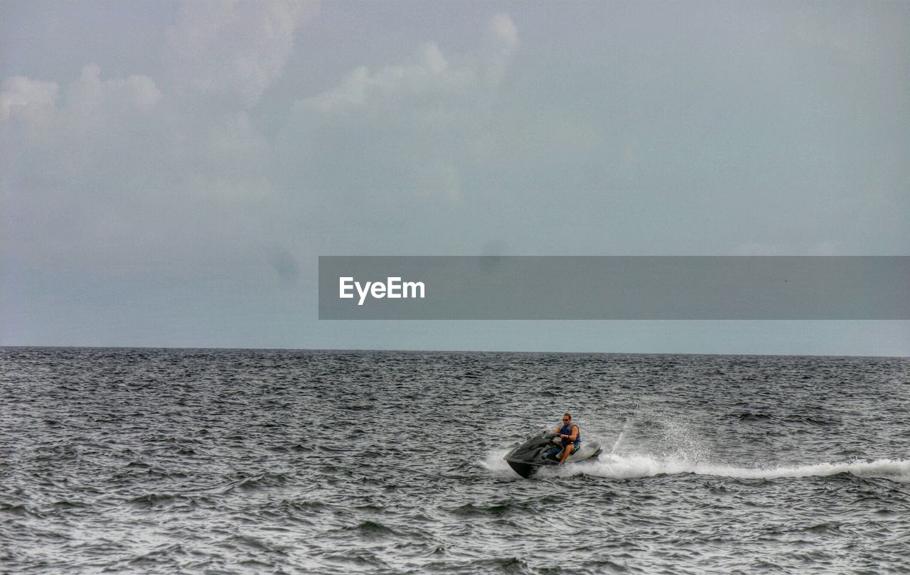 VIEW OF SEA AGAINST SKY