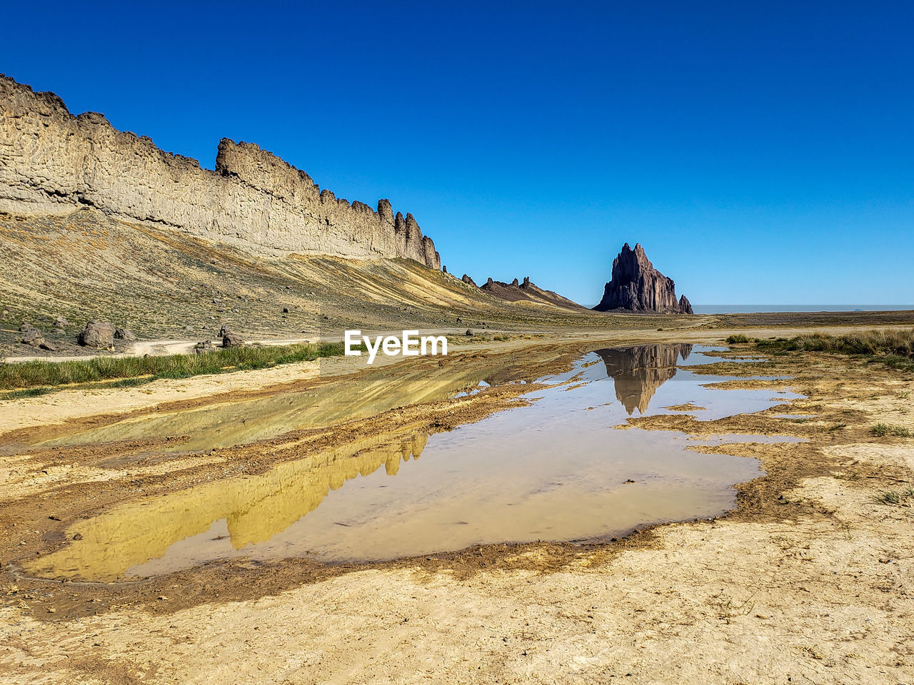 Shiprock monument 