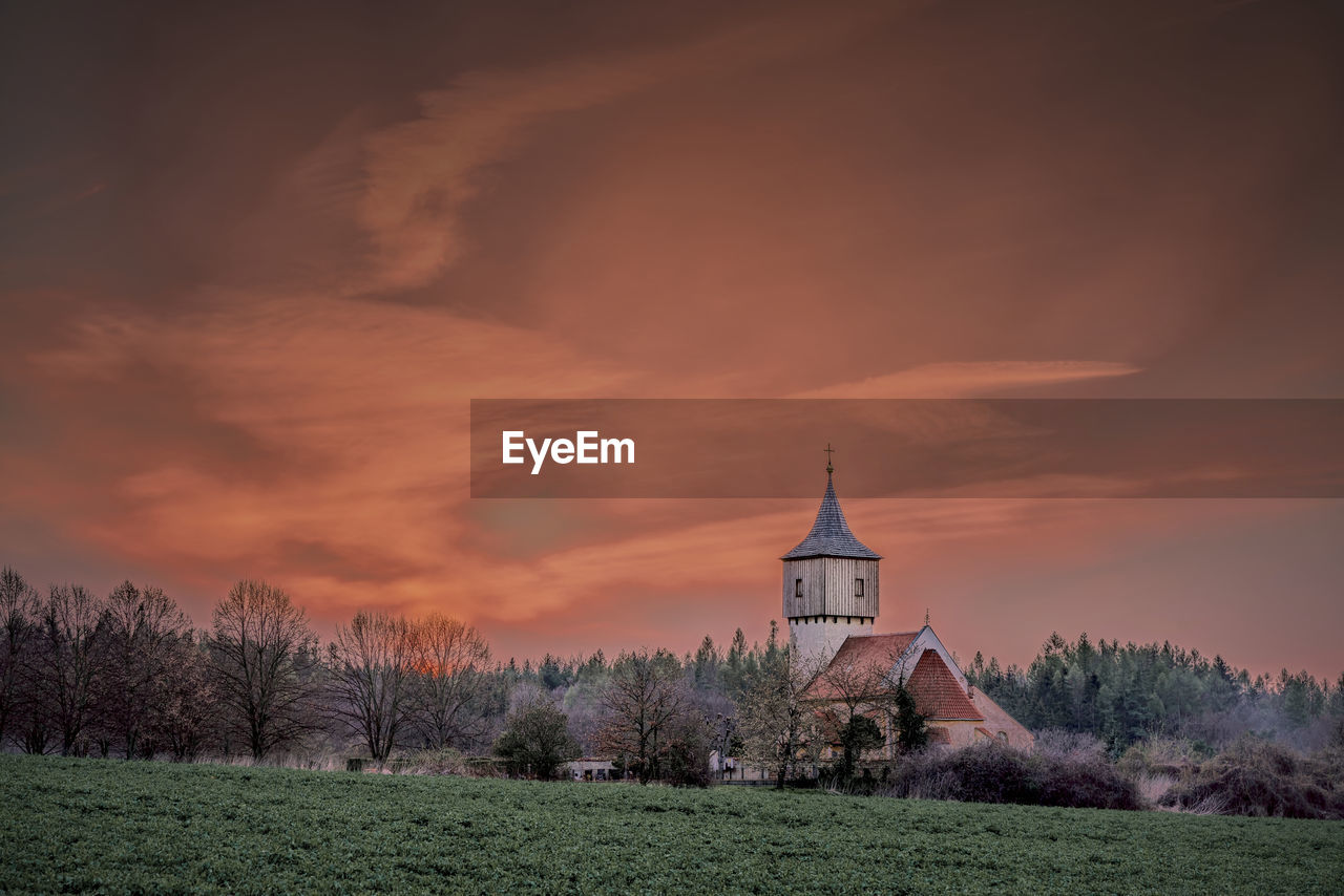 Originally a romanesque church of the 13th century st. martin