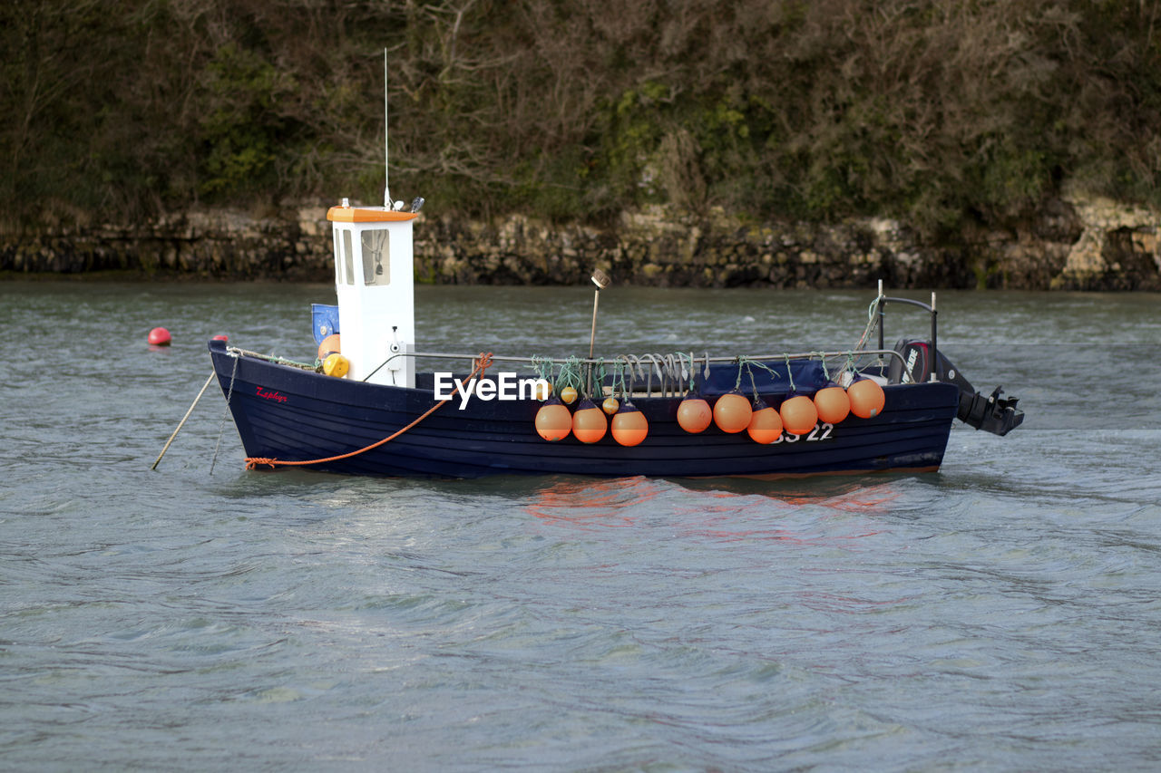 BOAT IN SEA