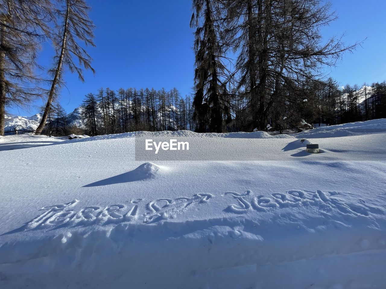 winter, snow, reflection, blue, ice, cold temperature, tree, nature, no people, plant, sky, freezing, day, frozen, frost, sunlight, water, mountain, beauty in nature, outdoors, scenics - nature, cloud, tranquility