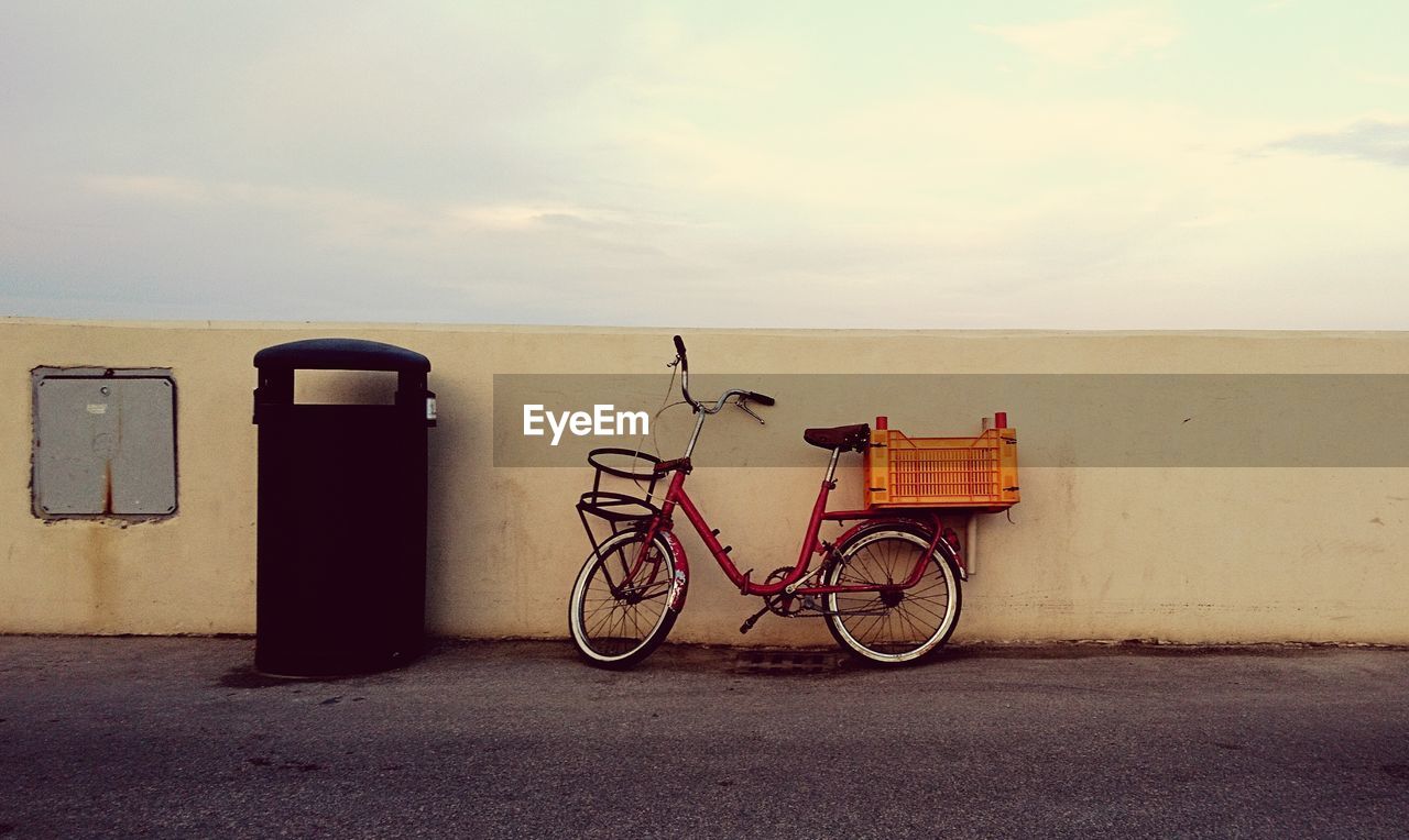BICYCLE ON BEACH