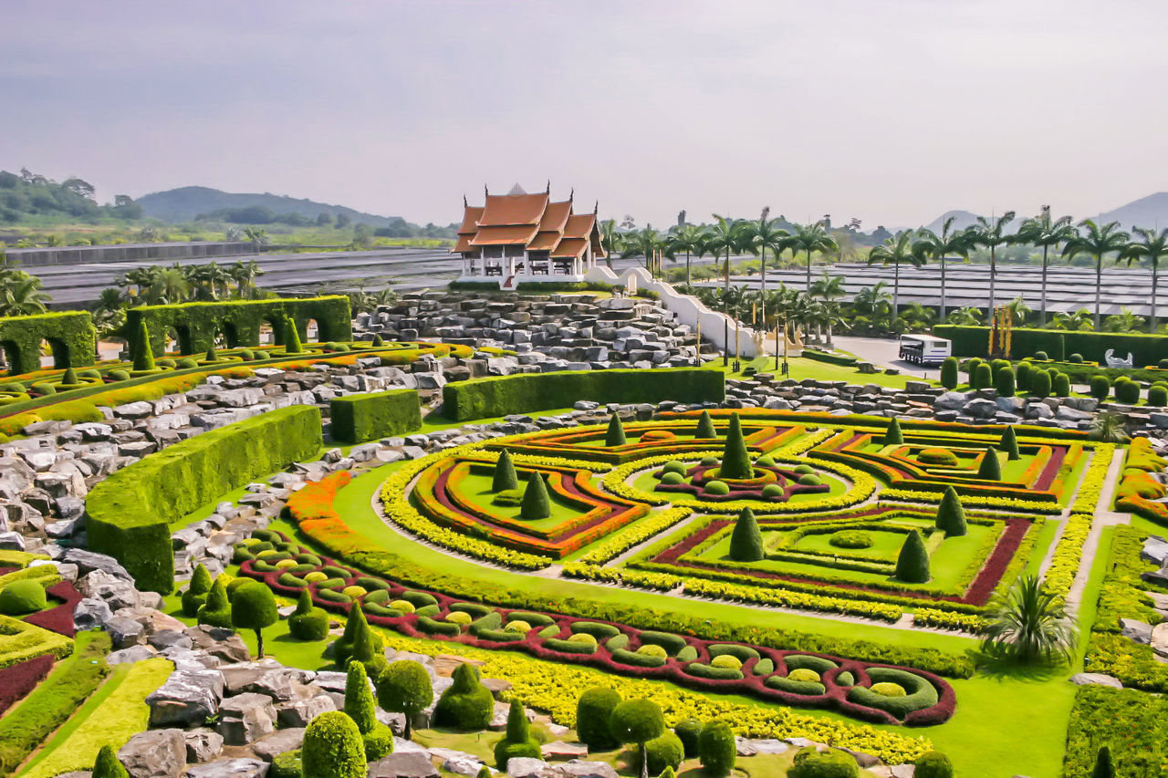 Nong nooch tropical botanical garden against sky