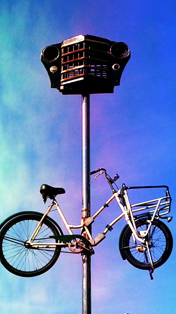 LOW ANGLE VIEW OF STREET LIGHT AGAINST SKY