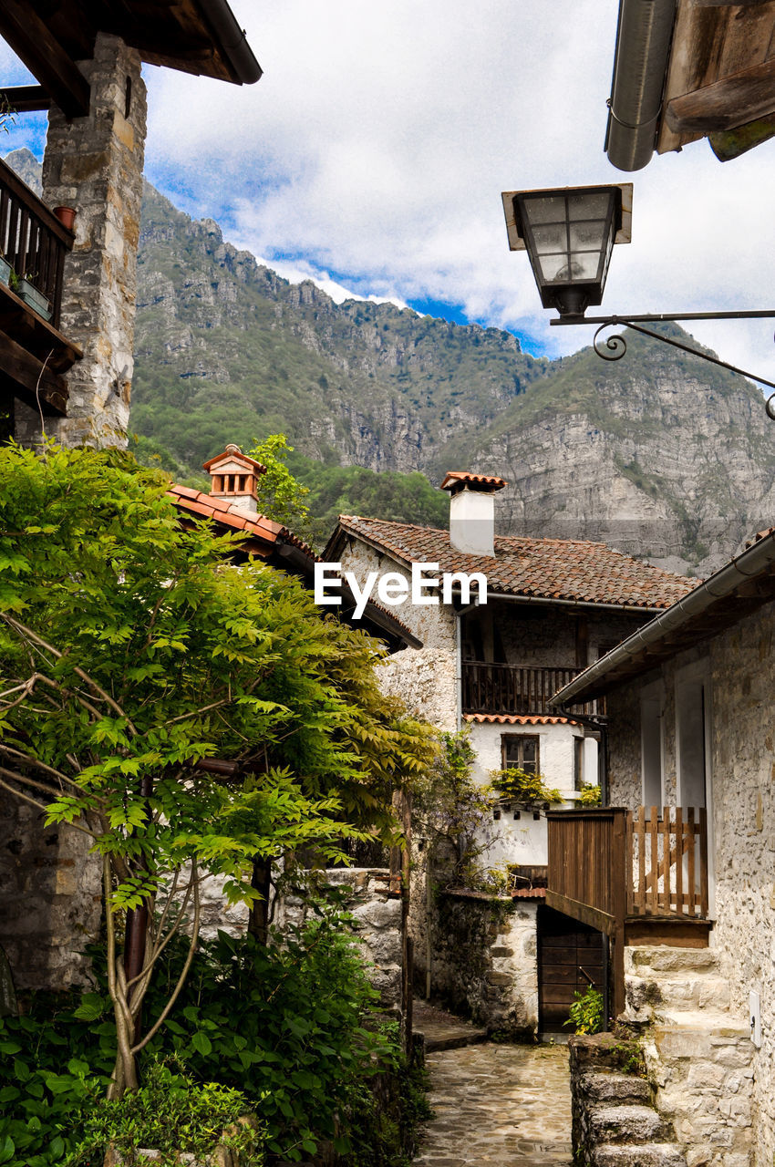 HOUSES IN A VILLAGE