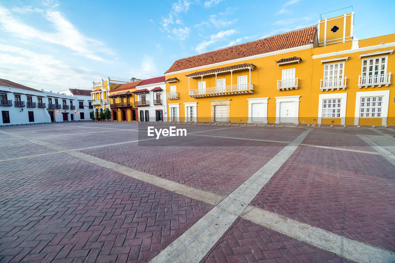 Buildings at plaza de la aduana against sky