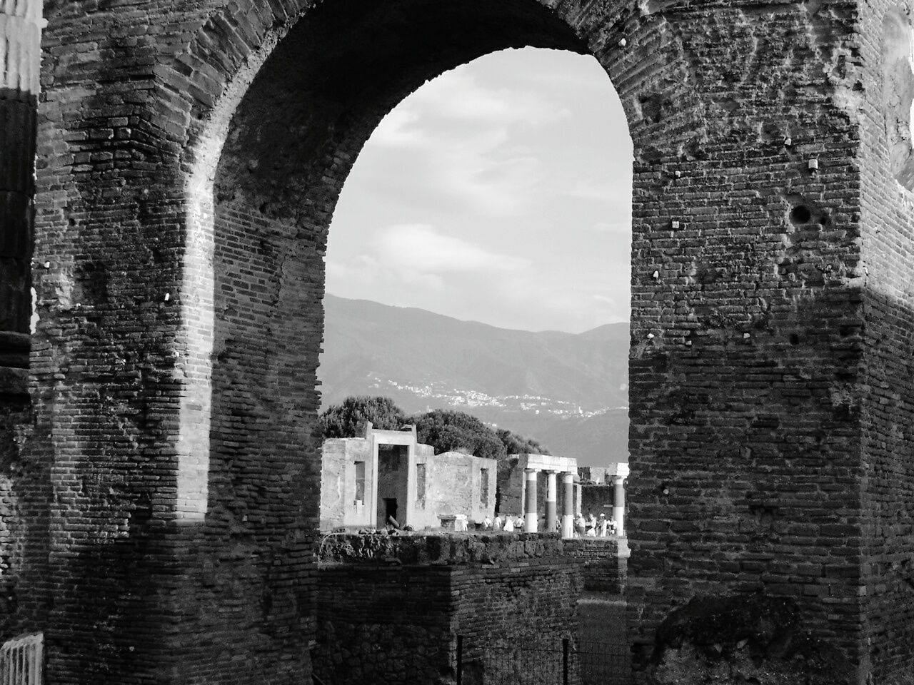 VIEW OF HISTORICAL BUILDING