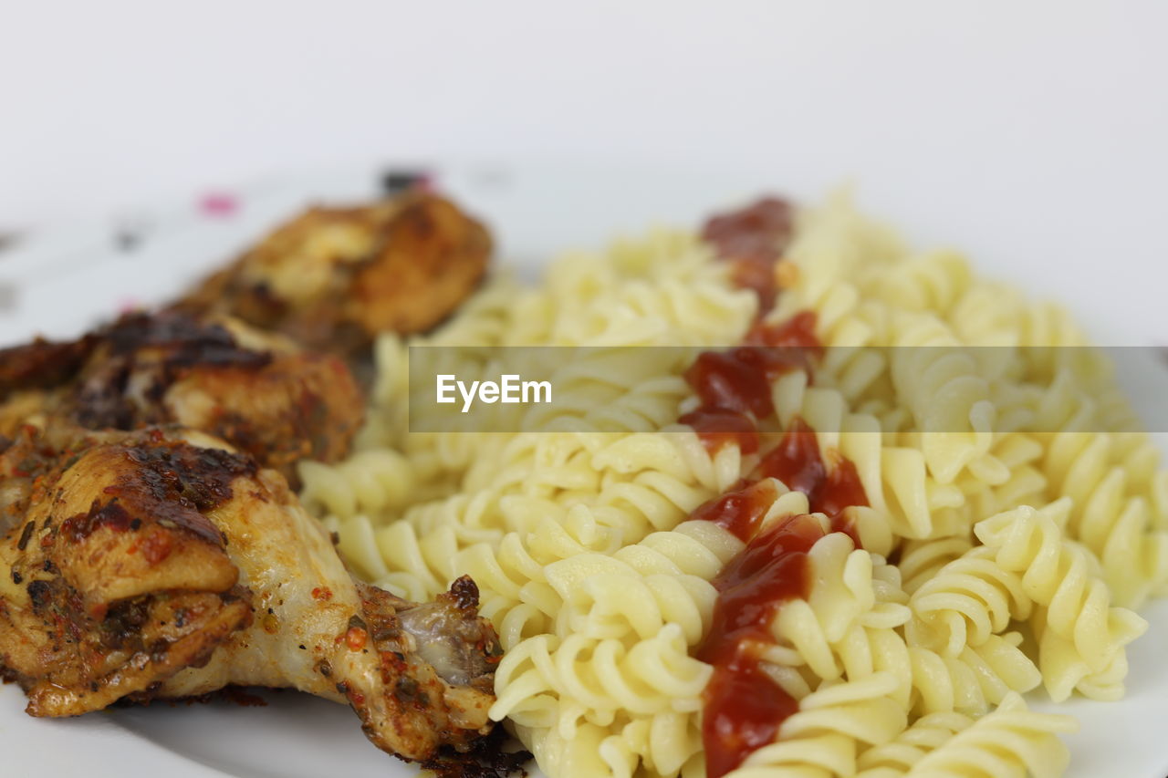 food, food and drink, freshness, cuisine, dish, healthy eating, wellbeing, indoors, meat, close-up, no people, meal, italian food, plate, vegetable, produce, pasta, fusilli, spaghetti, rotini, studio shot, serving size