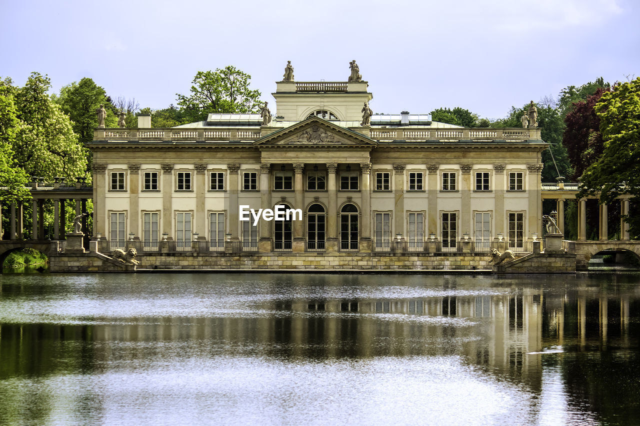 BUILDING AT WATERFRONT