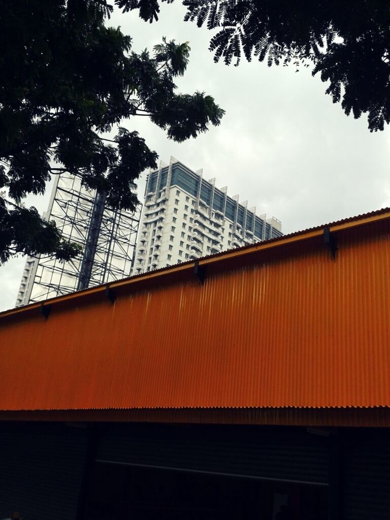 LOW ANGLE VIEW OF OFFICE BUILDING