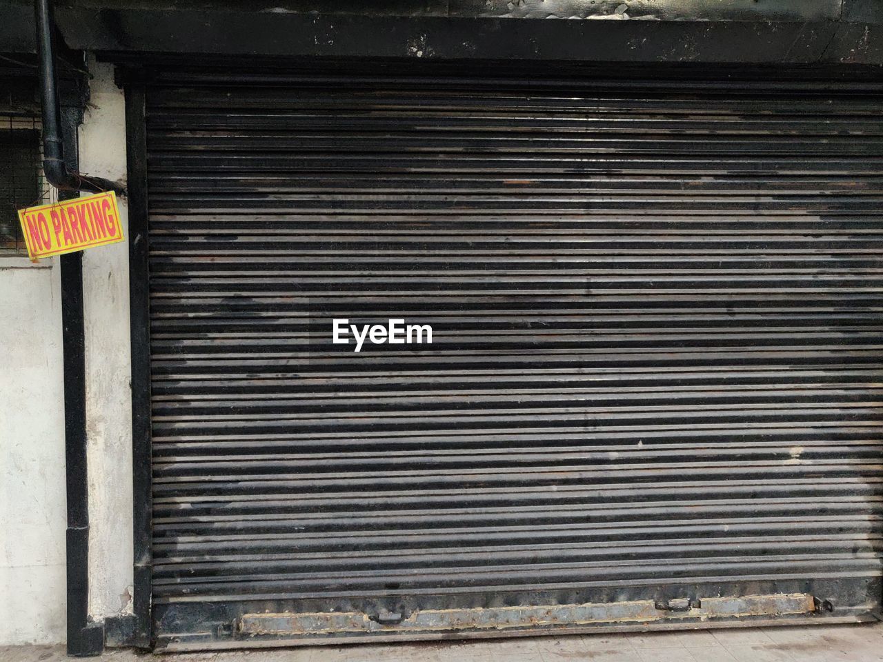 CLOSE-UP OF CLOSED SHUTTER