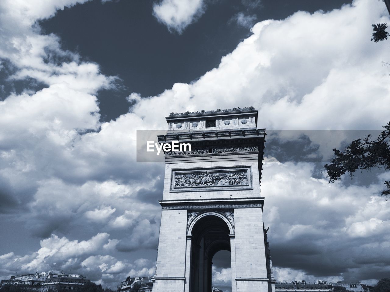 LOW ANGLE VIEW OF A MONUMENT