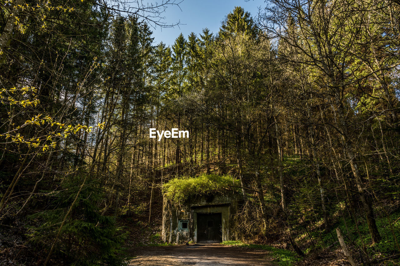 Entrance to regan west bunker museum