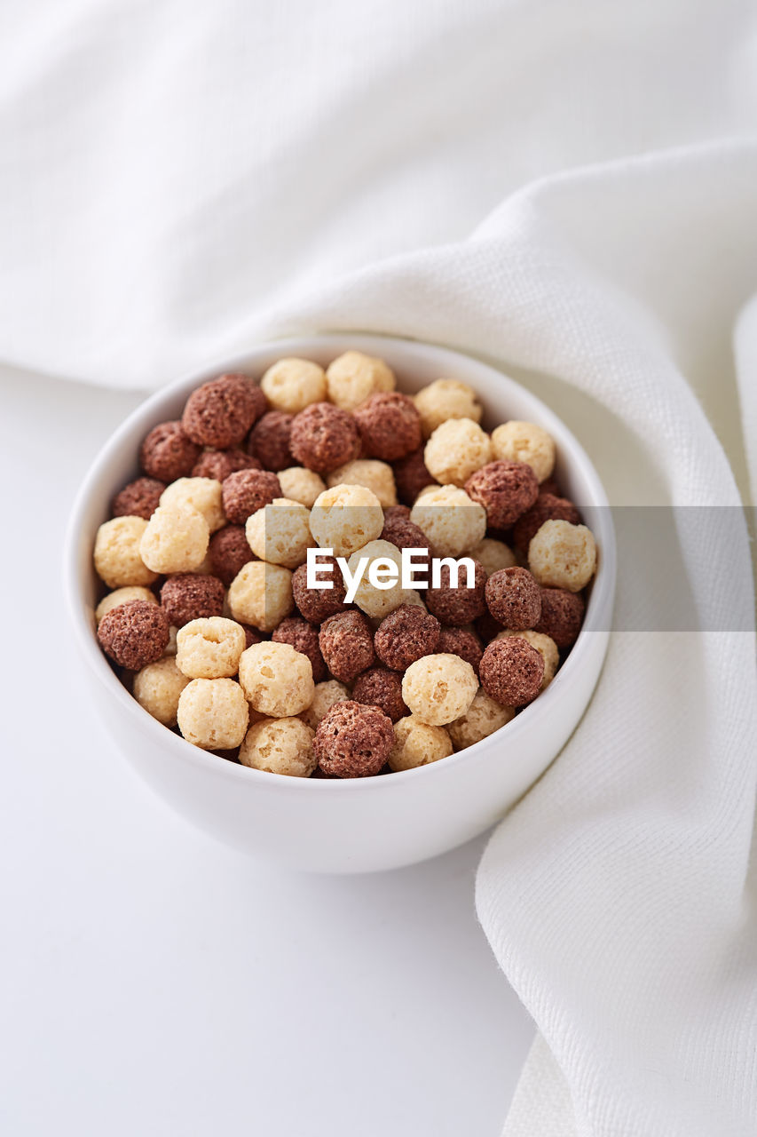 High angle view of breakfast cereal in bowl on table