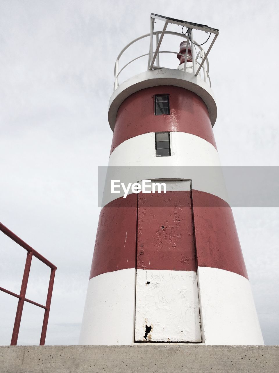 LOW ANGLE VIEW OF LIGHTHOUSE AGAINST THE SKY