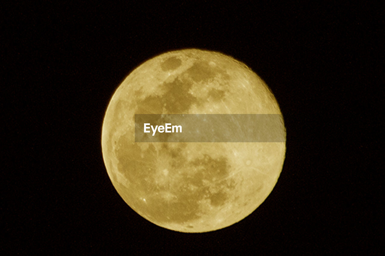 VIEW OF FULL MOON AGAINST SKY