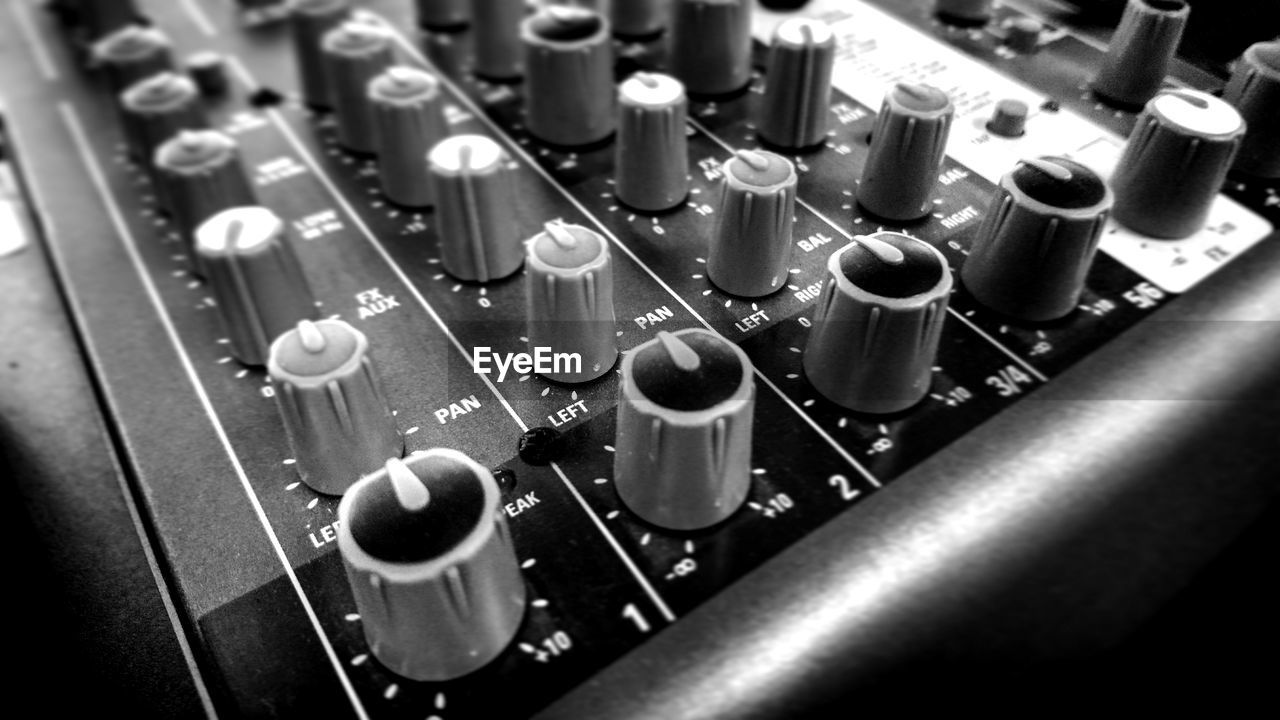 CLOSE-UP OF PIANO KEYS IN NIGHTCLUB