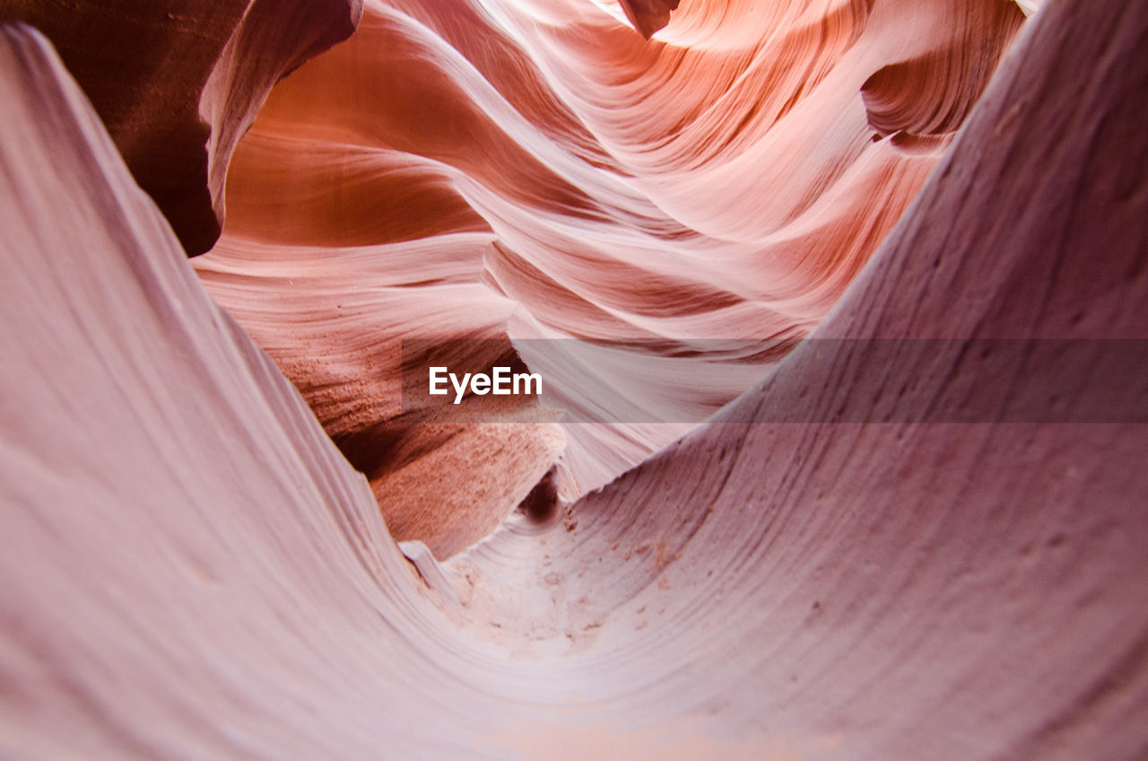 ROCK FORMATIONS IN DESERT