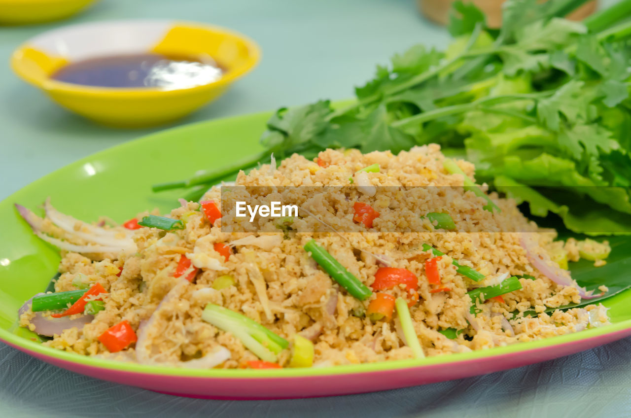 CLOSE-UP OF FOOD SERVED IN PLATE