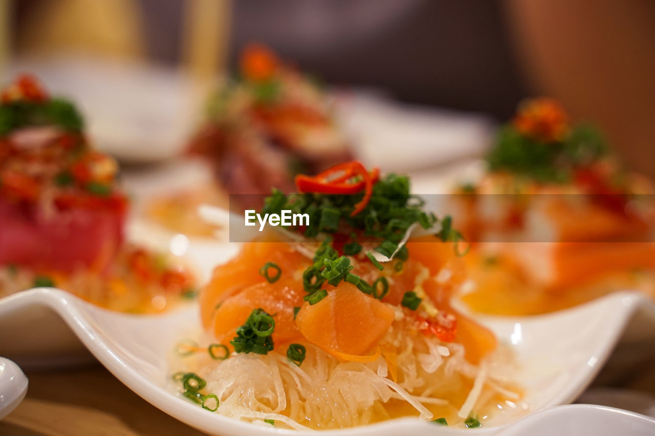 CLOSE-UP OF FOOD SERVED IN BOWL