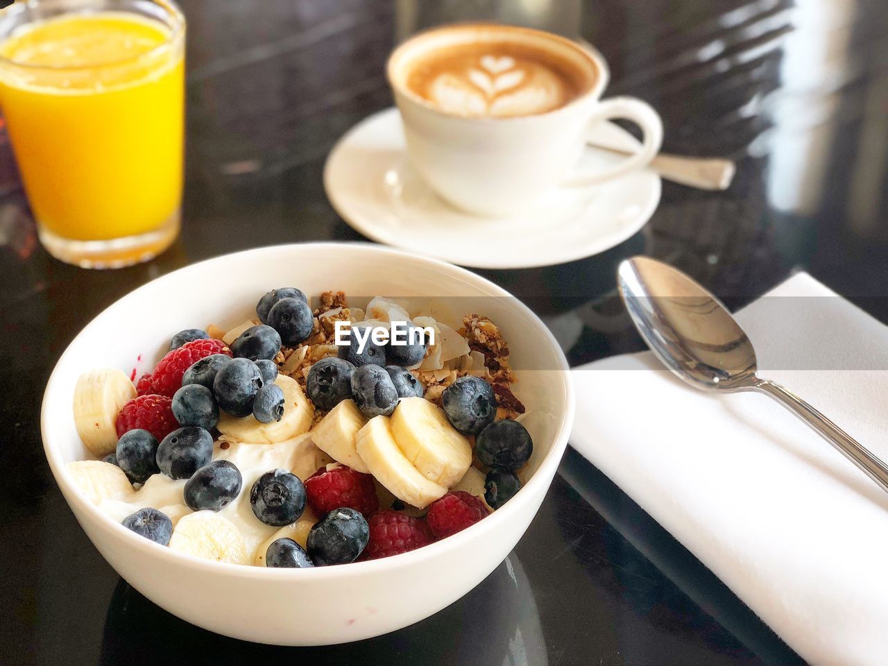 HIGH ANGLE VIEW OF BREAKFAST SERVED WITH COFFEE AND TABLE