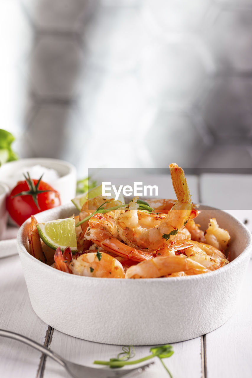 Grilled shrimps in a bowl