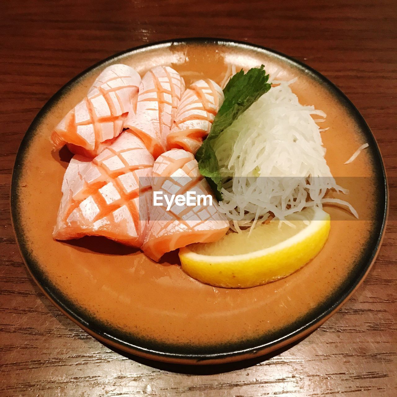 CLOSE-UP OF FOOD ON TABLE