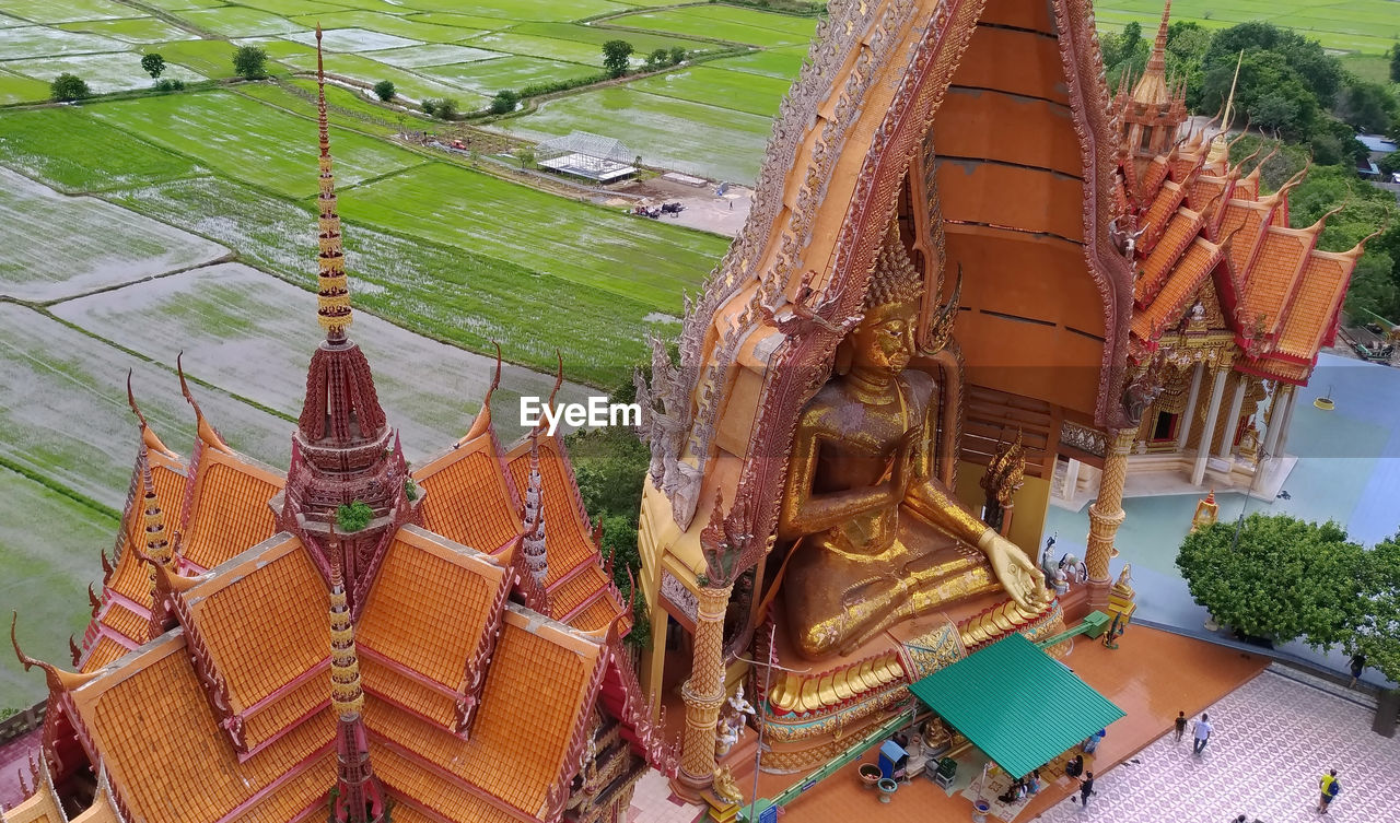 HIGH ANGLE VIEW OF TRADITIONAL BUILDING