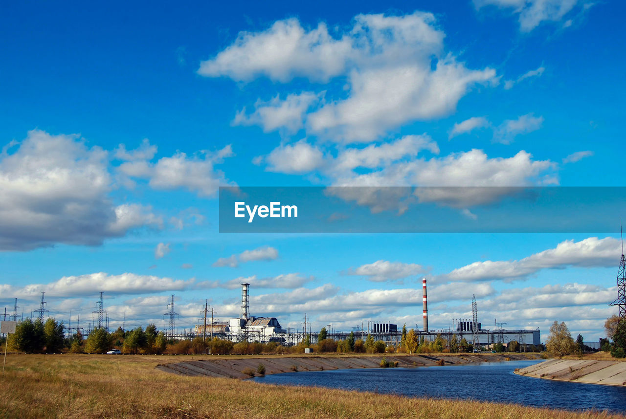 The number 4 reactor at the chernobyl nuclear plant at exploded on 26th april 1986