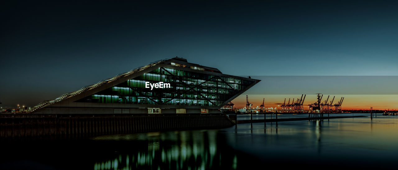 Modern architecture, modelled on the outline of a ship, dockland in the port of hamburg