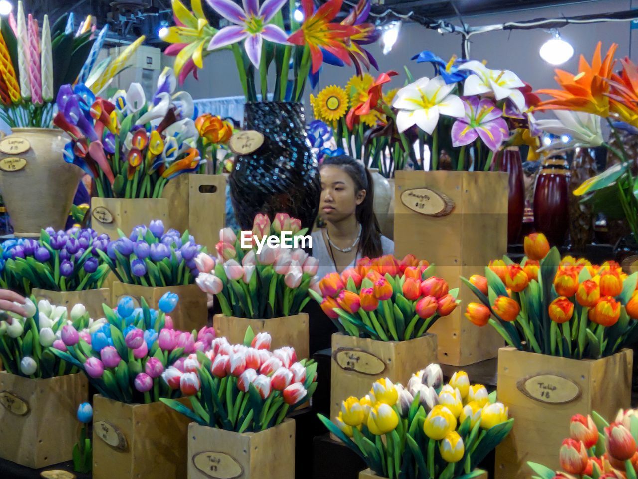 VARIOUS FLOWERS FOR SALE IN MARKET STALL