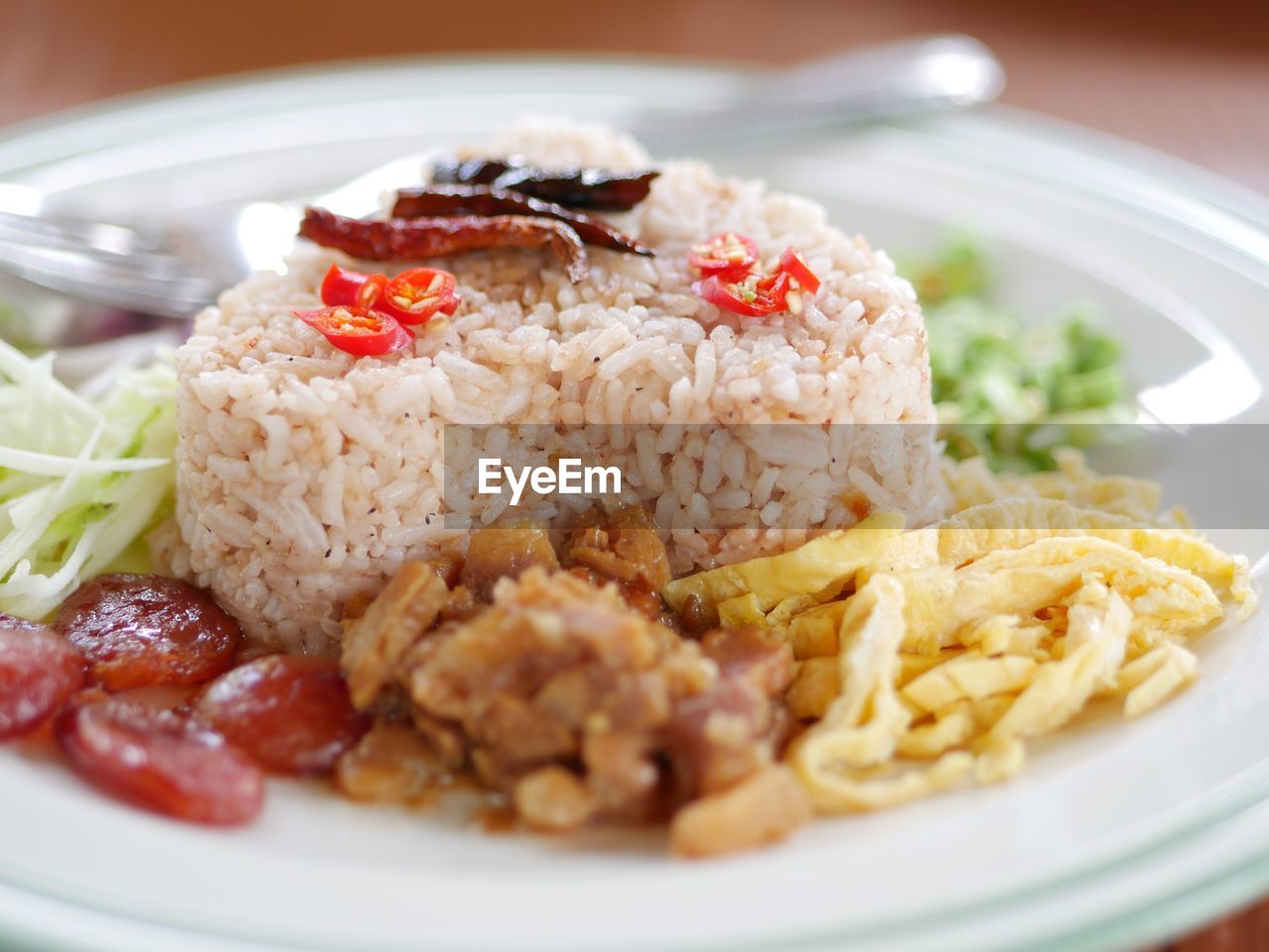 CLOSE-UP OF MEAL SERVED ON PLATE