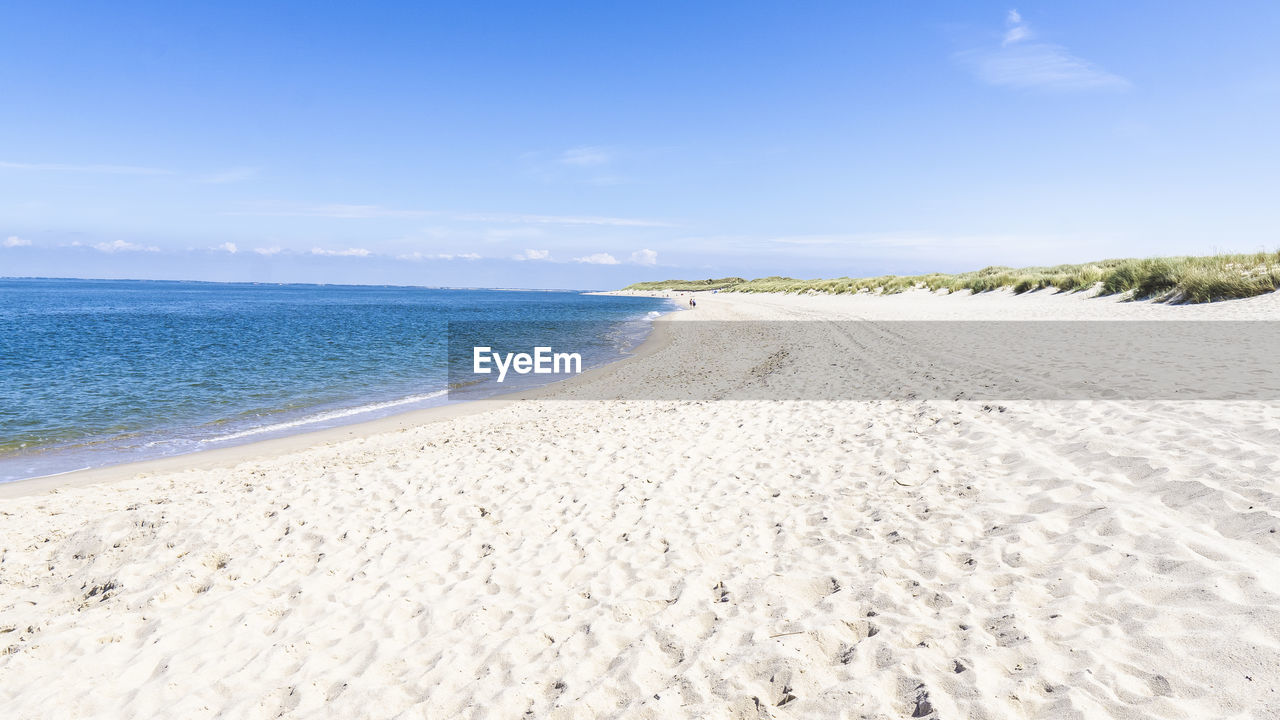 SCENIC VIEW OF SEA AGAINST BLUE SKY