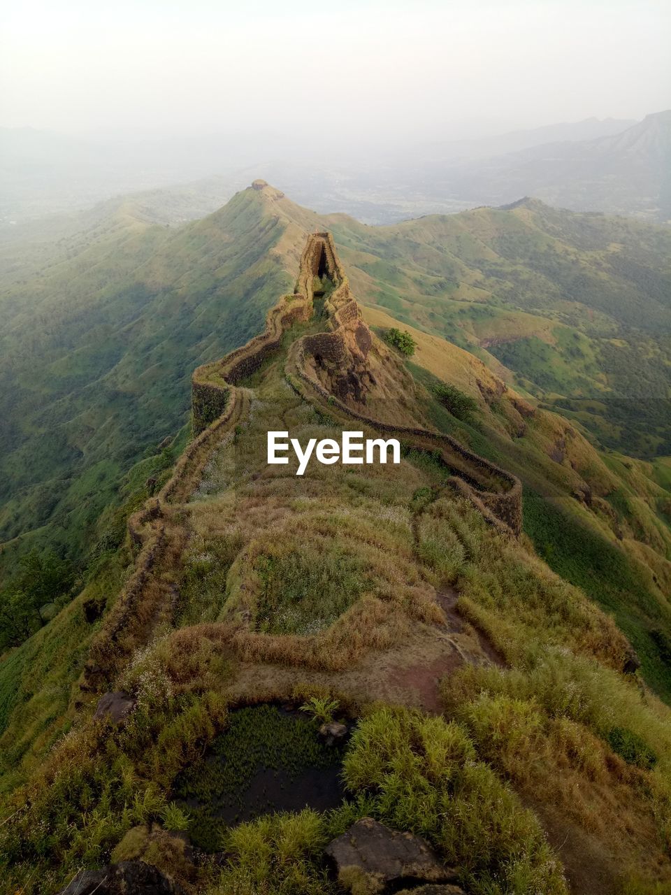 HIGH ANGLE VIEW OF A MOUNTAIN
